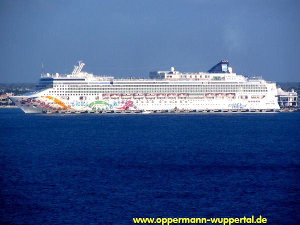 Kreuzfahrtschiffphoto Norwegian Pearl